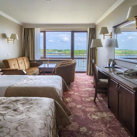 Golebiewski 4* Mikołajki