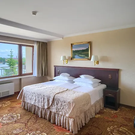 Golebiewski 4* Mikołajki