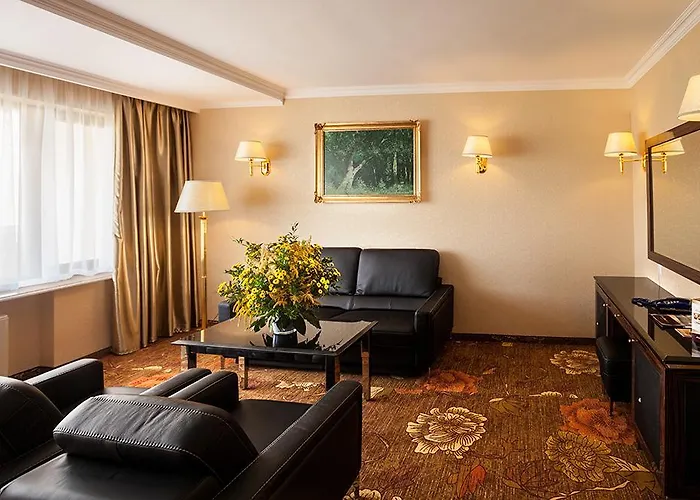 ゴーエンビエスキー ミコワイキ 4*